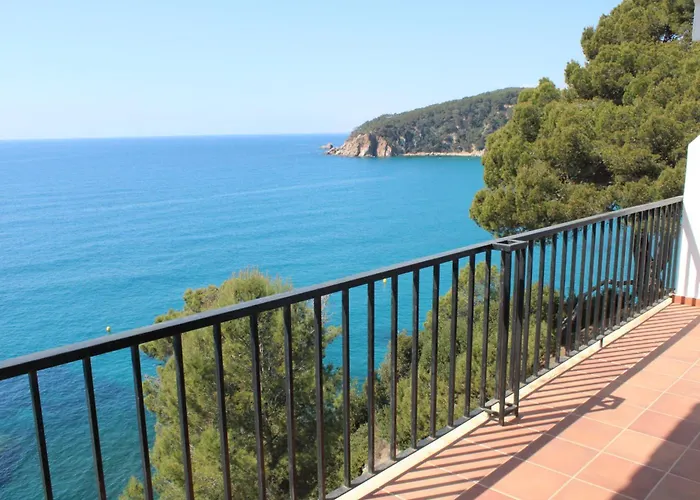Cala Llevado