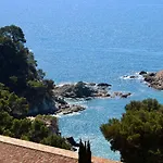 Cala Llevado Apartman *
