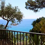 Cala Llevado *